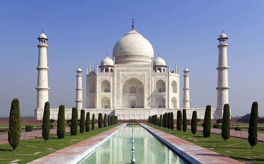 India: Premier High Value Taj Mahal Tickets with Transfers - Inside the Complex: Marble, Gardens, and Yamuna River Views