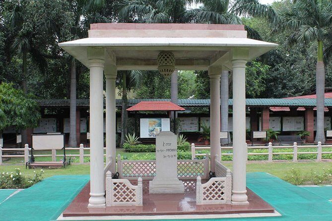 Insightful Day Tour of New Delhi: Offering great history-culture. - Entering Gandhi Smriti: start with memory, not monuments