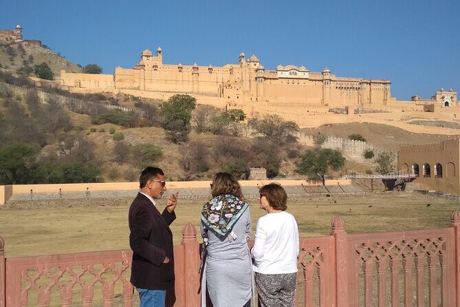 Jaipur 02 Days Private Tour with Vehicle+Professional Chauffeur - Quick Breaks: Panna Meena ka Kund and Jal Mahal Photos Without the Detour Stress