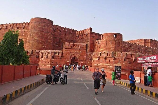 Jaipur Agra Day Tour Explore Taj Mahal,Agra Fort & Fatehpur Sikri - Guides and Flexibility: The Real Value Comes From People