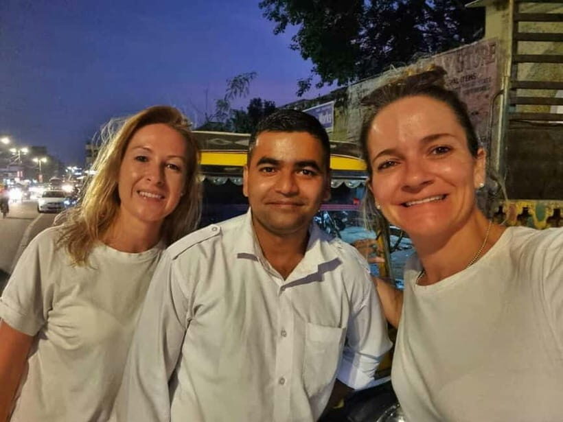 Jaipur car tour - English-speaking local driver! - Getting picked up smoothly: airport, station, or hotel