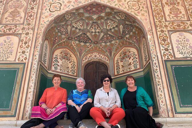 Jaipur City Full Day Tour By Tuk-Tuk - Amber Fort: Sheesh Mahal and the Hindu-Muslim mix