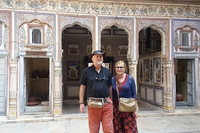 Jaipur City Full Day Visit and Sightseeing Private Tour - Panna Meena ka Kund: the stepwell stop that surprises people