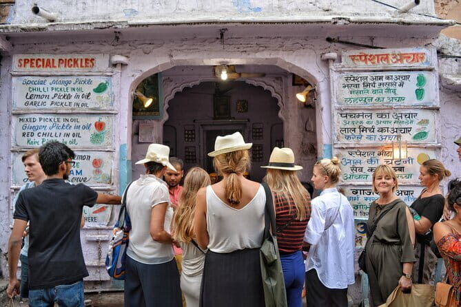 Jaipur City Heritage on wheels - Stop 1: Tasty VIP & Local Experiences (Food + Shops)