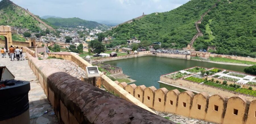 Jaipur: City Sightseeing Private Full-Day Guided Tour - Jal Mahal on Man Sagar Lake: A Pause That Breaks Up the Intensity