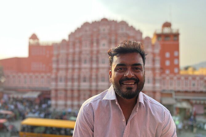 Jaipur City Tour by Private Car With English Speaking Driver - City Palace of Jaipur: Where Rajput and Mughal Meet