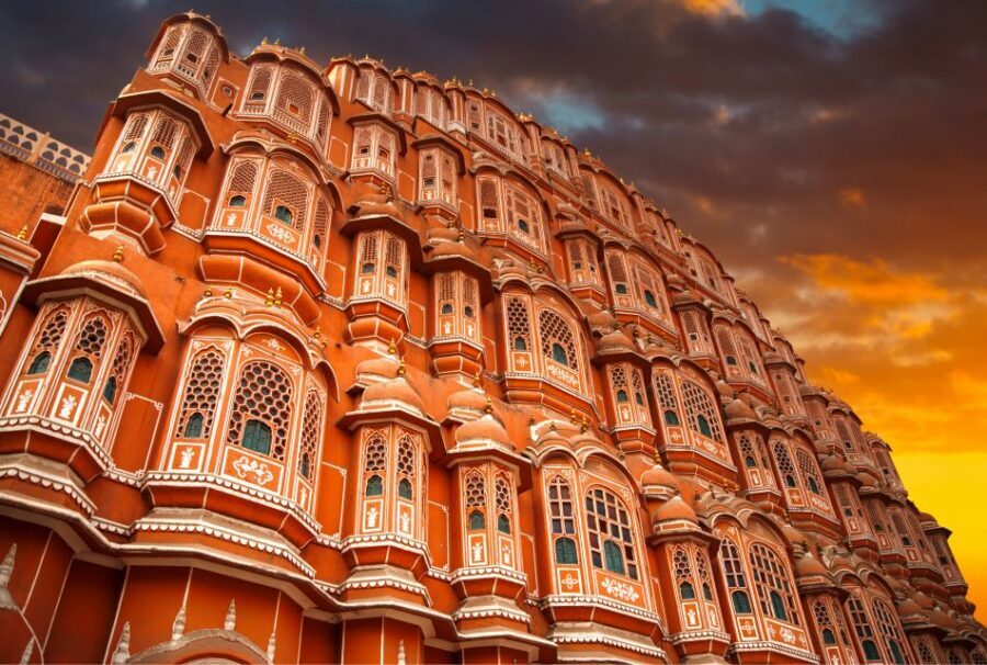 Jaipur City Tour: City Palace, Jantar, Hawa & Jal Mahal - Should you book this Jaipur City Tour?