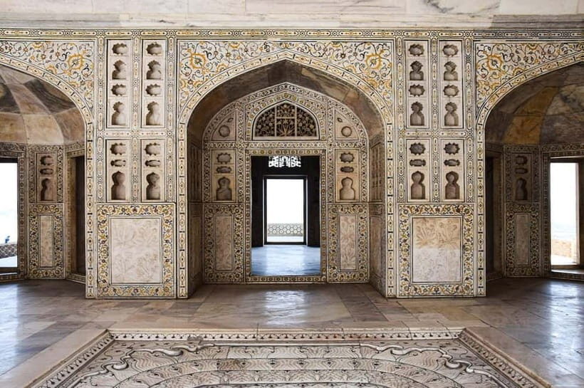 Jaipur City Tour Elephant Ride with Guide - Jal Mahal and Man Sagar Lake: your calm reset before the big palaces