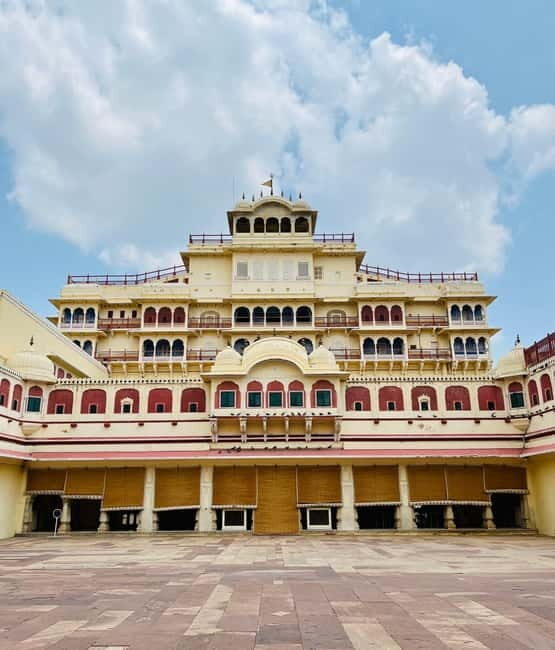 Jaipur: City Tour Full-Day Sightseeing with Guide - Lunch at a local restaurant, then Jaipur art and craft shopping