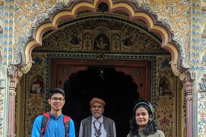 Jaipur Cultural Cycling Tour - Stop 1: Fateh Tibba and the story of a royal parade ground