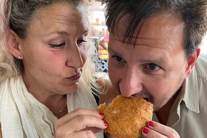 Jaipur Evening Food & market Tour: Savor the Test of the Jaipur - Should you book this Jaipur Evening Food & Market Tour?