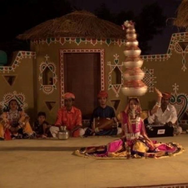 Jaipur Evening Tour Chokhi Dhani village culture with dinner - Live instrumental music: why it changes the whole mood