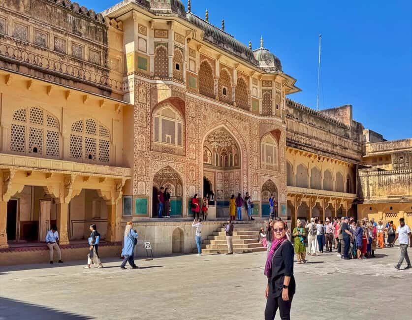 Jaipur: Explore the City's Historic Gems – Half-Day Tour - The big start: entering Amber Fort and facing the views