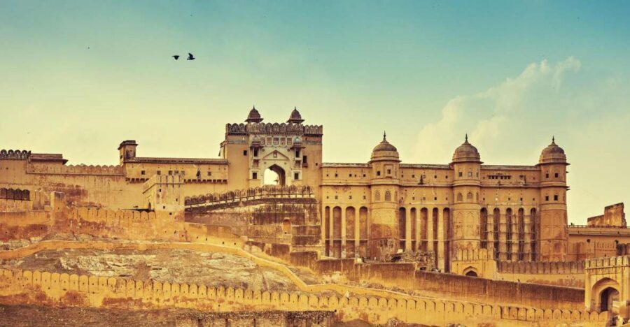 Jaipur: Full Day Sightseeing Tour By Car & Local Tour Guide - Amber Fort: Hindu-Mughal fusion, red sandstone, and 90 minutes that actually count
