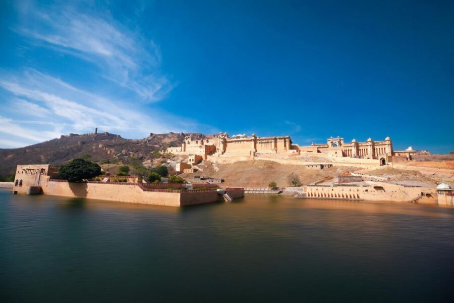 Jaipur: Full-Day Sightseeing Tour with Guide and Lunch - City Palace Complex: where royal life becomes understandable