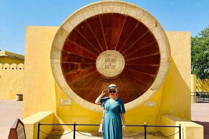 Jaipur Full Day Tour By Car And Guide With Hotel Pickup - How the full-day route works (Amer to Pink City)