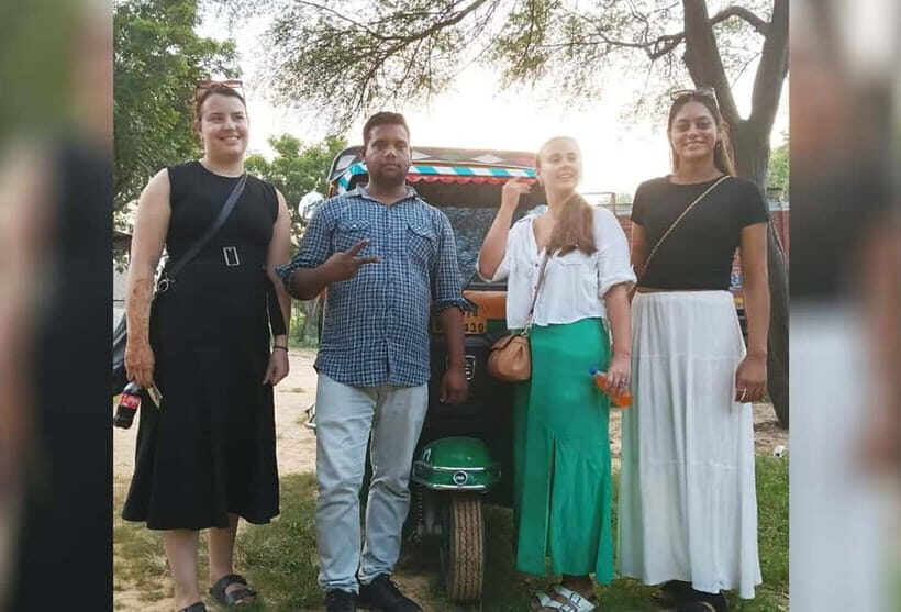 Jaipur: Full-Day Tuk-Tuk Sightseeing Tour with Monkey Temple - City Palace and Jantar Mantar: where art meets measurement
