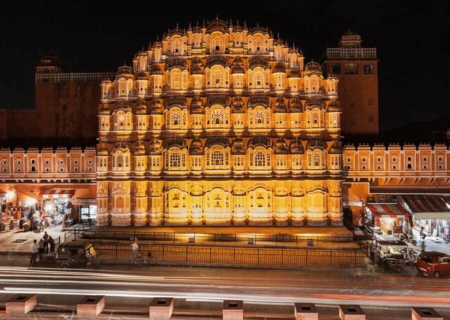 Jaipur: Guided Evening Walking Tour with a Local - The Ambedkar Circle Stop: Recycled-Materials Fountain and Chai Break