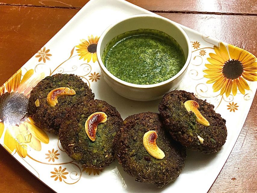 Jaipur: Guided Night Tour With Optional Food Tasting - Getting Picked Up: The AC Car Comfort Factor