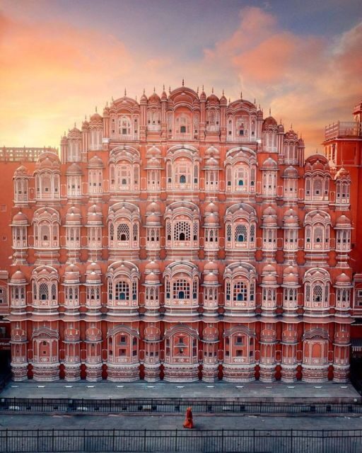 Jaipur Half-Day Tour Amer Fort, Jal Mahal & hawa mahal. - The Starting Setup: Pickup, AC Car, and a Guide You Can Talk To