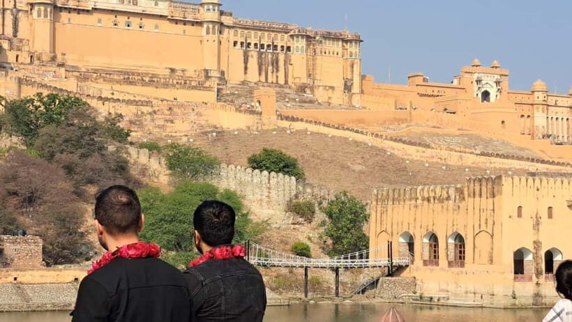 Jaipur Half Day Tour By Tuk Tuk With Local Chaiwala - Jagat Shiromani ji Temple: a quieter cultural pause
