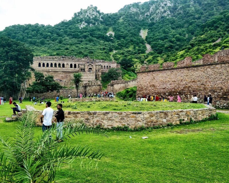 Jaipur: Haunted Bhangarh Fort and Abhaneri Stepwell Day Trip - Price and value: what you’re paying for