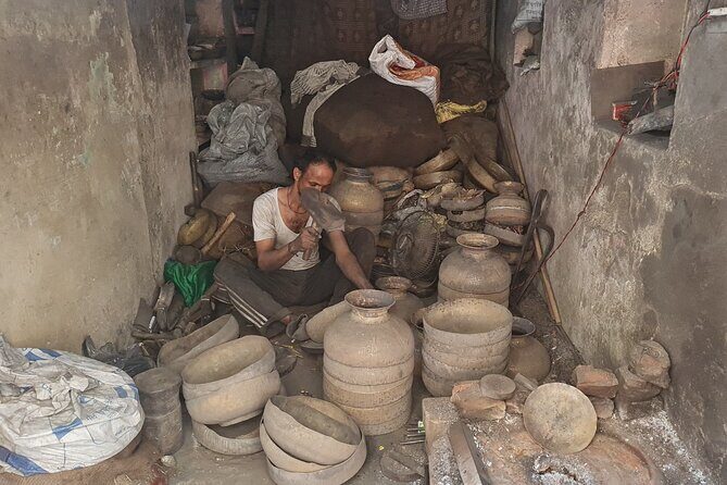 Jaipur Heritage Walk - Artisans | Bazaars | Culinary | Temples (Awarded) - Tripolia Bazar Flower Market and Isarlat Sargasooli