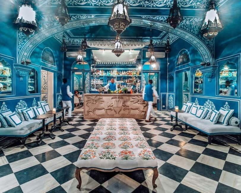 Jaipur: Instagram Tour of The Top Photography Spots - Patrika Gate into Jawahar Circle Park: a colorful entry shot