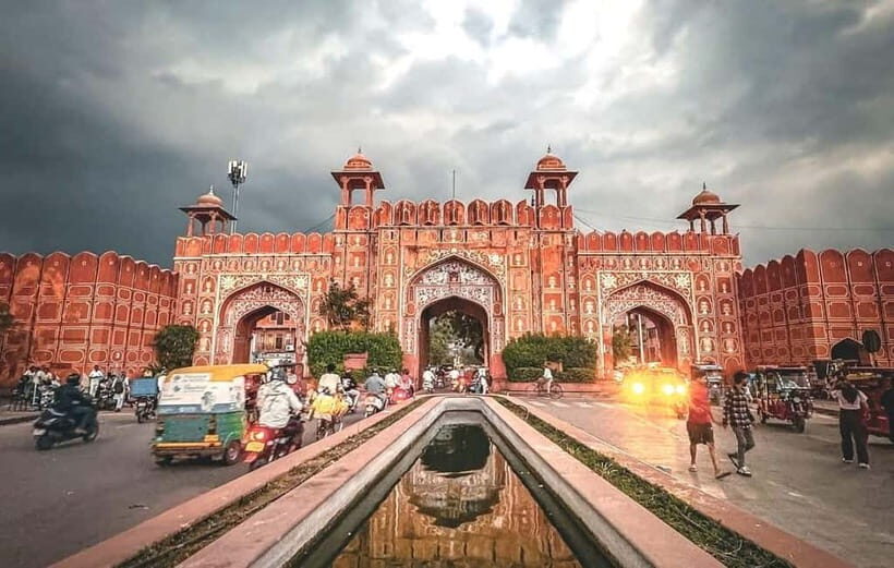 Jaipur: Instagram Tour of The Top Photography Spots - Birla Mandir and Pink City vibes: sacred calm with strong photo angles