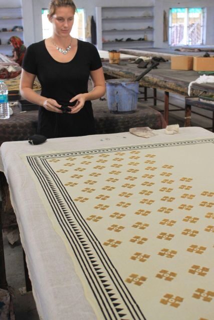 Jaipur: local workshop tour (Handblock printing) - From Organic Dyes to Flower Colors: How the Printing Works