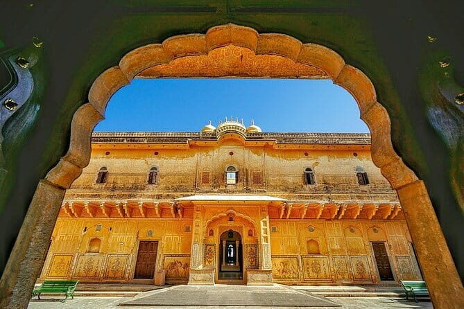 Jaipur Nahargarh Fort Sunrise or Sunset Tour with Flower Market - Pink City stroll: old streets and everyday markets