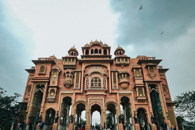 Jaipur Nahargarh Fort Sunrise or Sunset Tour with Flower Market - Albert Hall Museum: admire it from outside