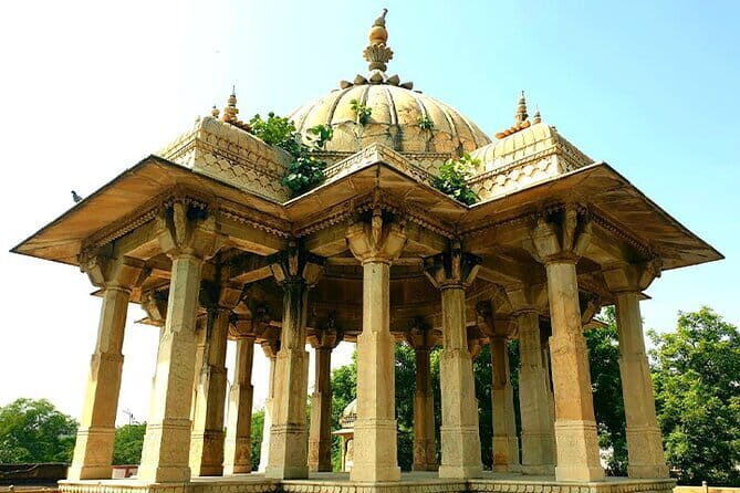 Jaipur One Day Private Sightseeing Tour with Guide - Stop 1 in Amer: Panna Meena ka Kund Stepwell