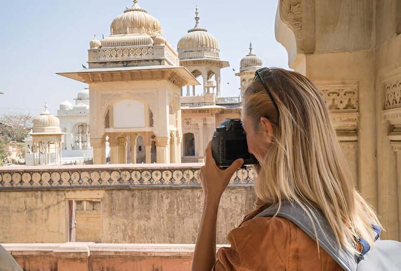 Jaipur: Personalized Full-Day City Tour by Car with Options - Amber Fort plus Jal Mahal: forts, mirror work, and a lake-palace view