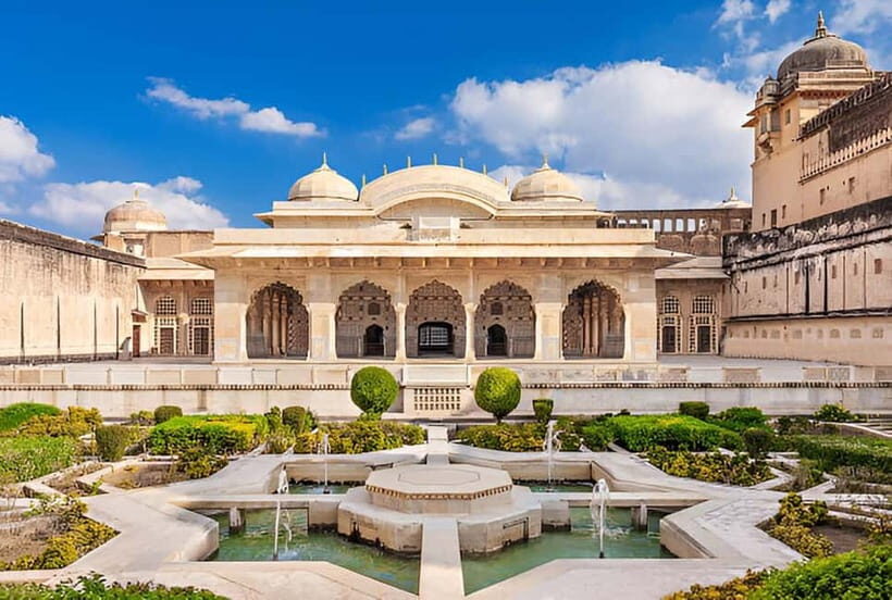 Jaipur: Personalized Full-Day City Tour by Car with Options - City Palace and Birla Mandir: royalty, museums, and white marble calm