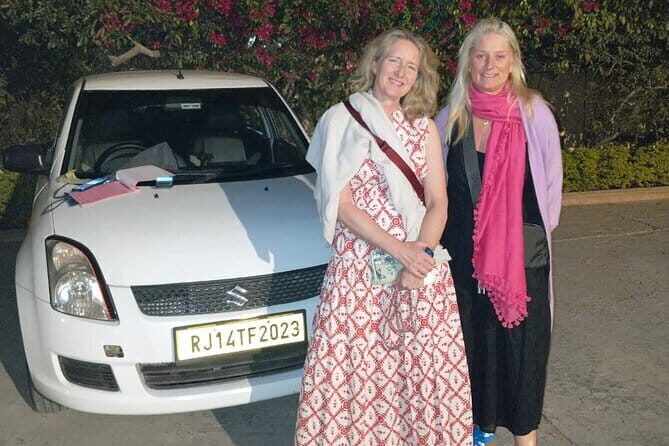 Jaipur Pink City Tour by Car or Tuk-Tuk - Stop 2: Amer town—fort-town heritage without the city rush