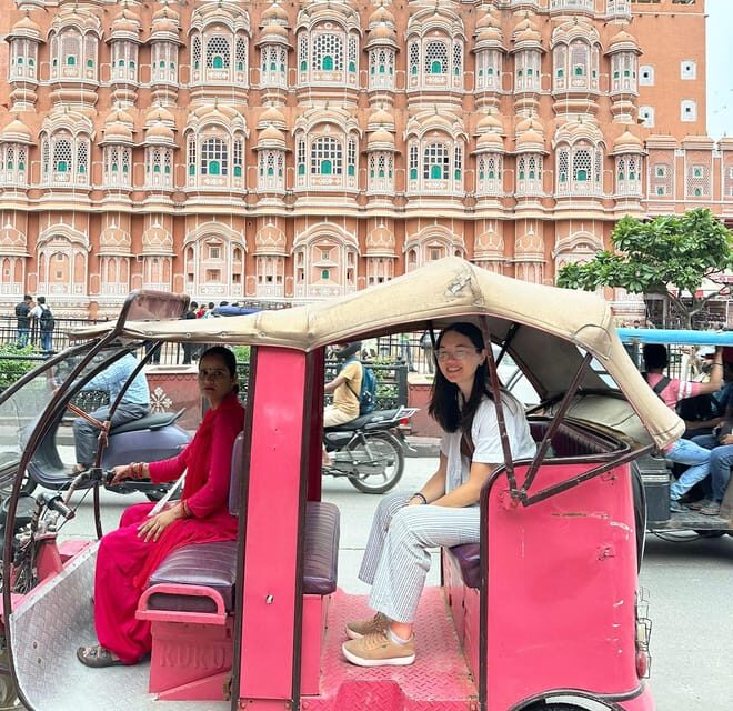 Jaipur Private City Tour with a Women-Driven E-Rickshaw Ride - Amber Fort on the hill: real views, real walking, and more time to absorb