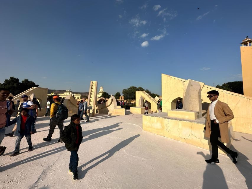 Jaipur Private City Tour with Hotel Pick-Up & Drop 4 - 8 Hrs - Jal Mahal: the water palace you see from the shore
