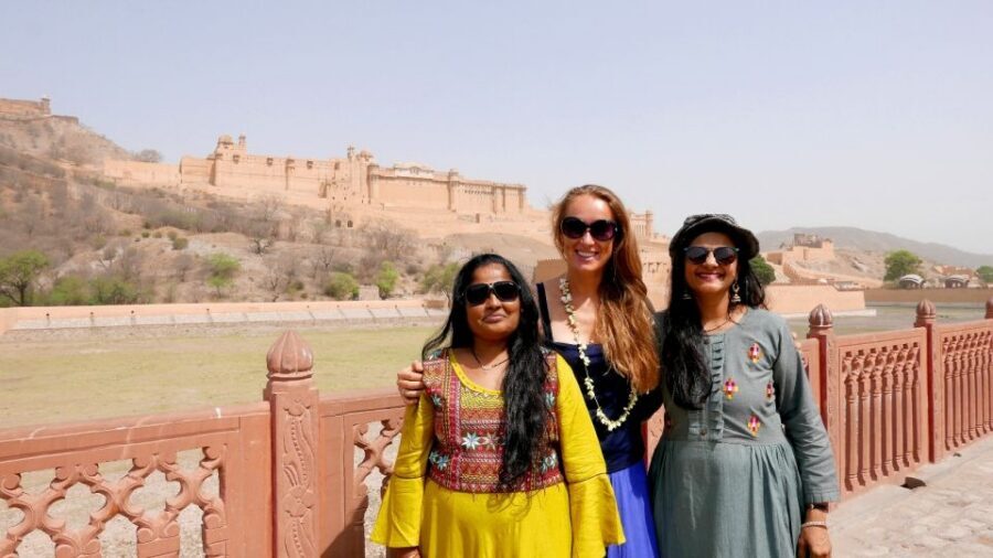 Jaipur: Private Full Day City Sightseeing Tour with Guide - The Afternoon Shopping Hour: Textiles, Jewelry, and How to Keep Control