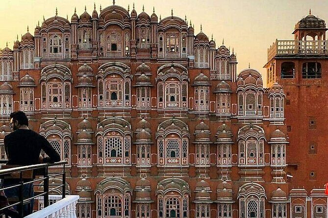 Jaipur Private Full-Day Sightseeing Tour By Car - Hawa Mahal in your pocket: wind-breeze façade, plus photo time