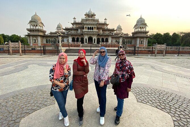 Jaipur Private Full-Day Sightseeing Tour by Tuk-Tuk with Pickup - Private tuk-tuk pickup: how the day starts in Jaipur