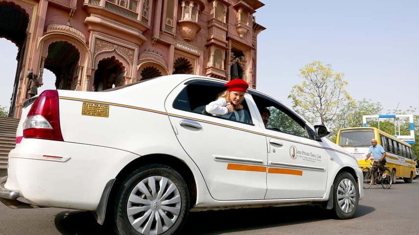 Jaipur: Private Full-Day Tour of the Heritage Pink City - Hotel pickup and air-conditioned transport: the real time saver