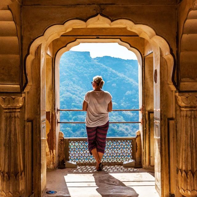 Jaipur: Private Instagram Tour of Top Photography Spots - Patrika Gate in the morning: why this stop works for photos