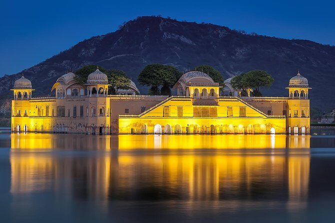 Jaipur: Private Jaipur Full Day City Sightseeing Tour by Car - Jal Mahal to Hawa Mahal: water palace calm, then the city’s wind-catchers