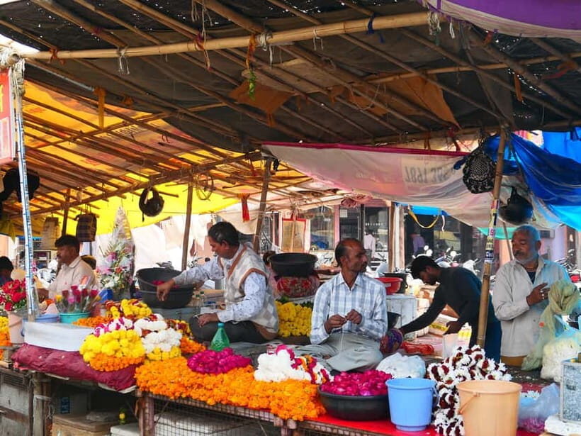 Jaipur: Private Shopping Tour with Block Printing Workshop - Guides matter: English support and real-day flexibility