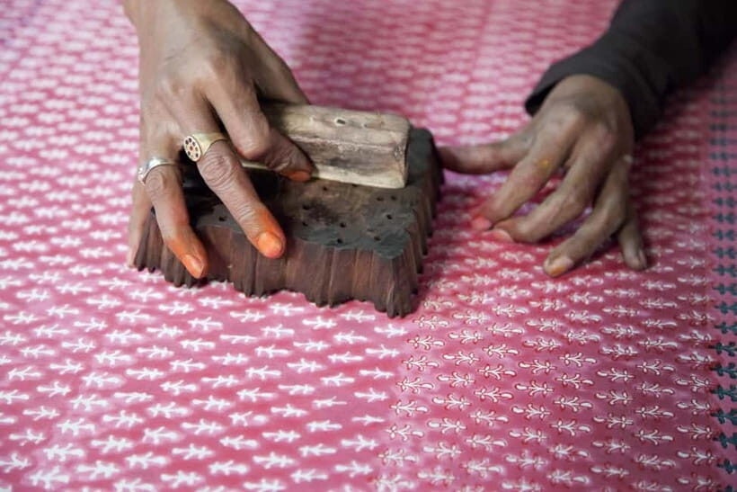 Jaipur: Private Shopping Tour with Block Printing Workshop - Workshop walkthrough: from carved wooden blocks to natural-dye results