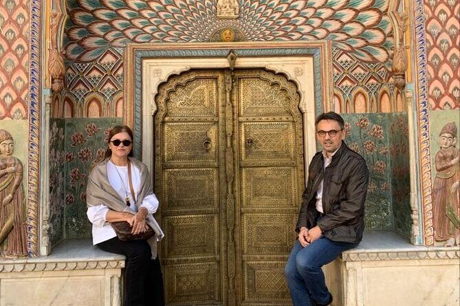 Jaipur Private Sightseeing Tour with Car and Guide - Amber Palace: fort-life, defensive design, and how to use your 2 hours