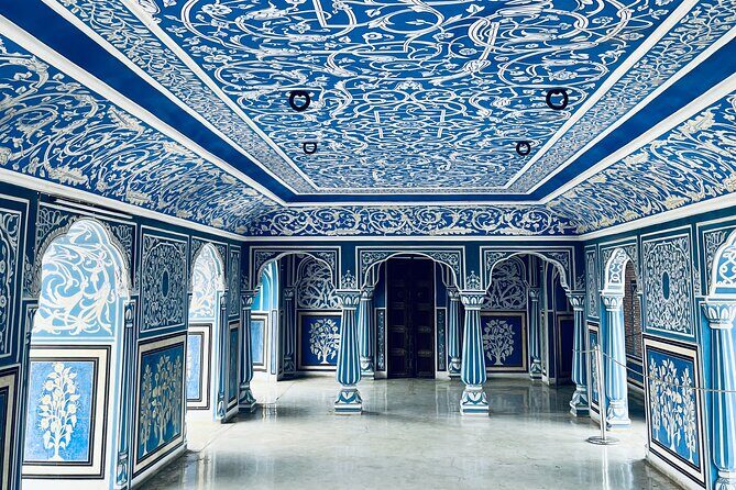Jaipur Private Sightseeing Tour with Car and Guide - Panna Meena ka Kund: the stepwell stop you might underestimate