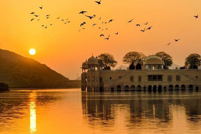 Jaipur Same day private tour from Delhi - Amer Fort with a jeep ride: the UNESCO stop that anchors the day