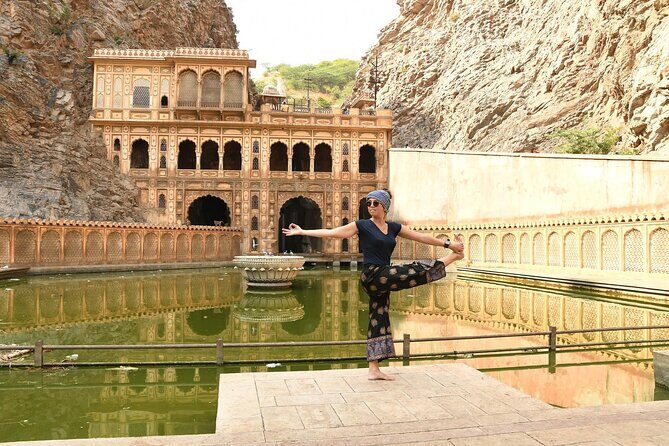 Jaipur Sightseeing - Nahargarh Fort and Jaigarh Fort: Two Forts, One Mindset